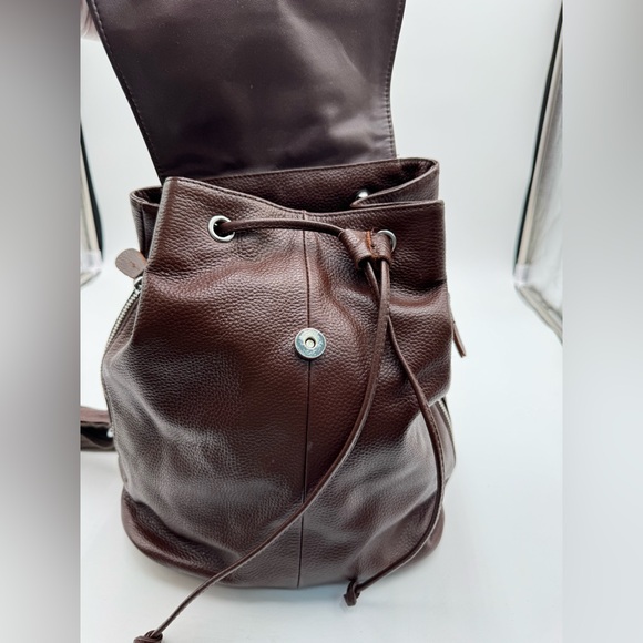 BOYATU Leather Backpack - Picture 6 of 8